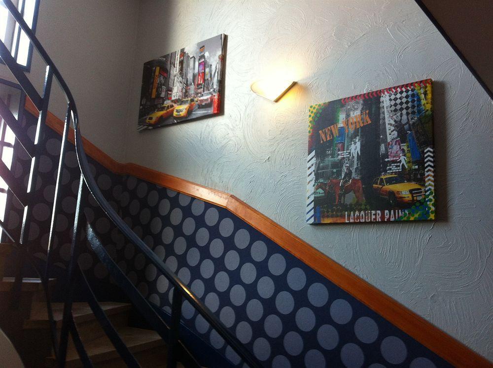 Le Beverl'Inn Flers  Exterior foto