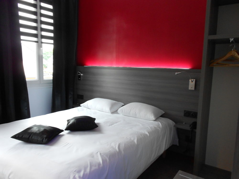 Le Beverl'Inn Flers  Exterior foto